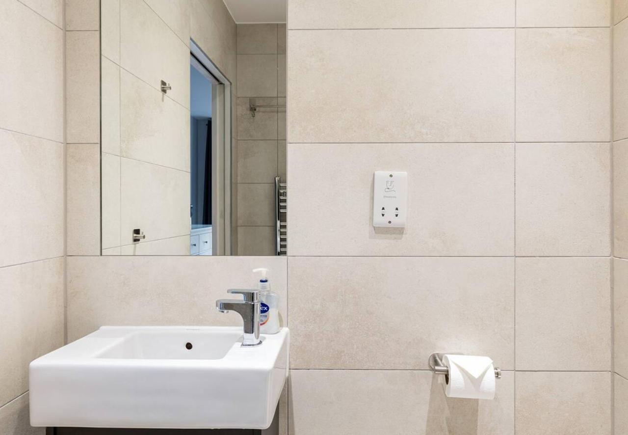 Second Nest Brixton Apartment London Ngoại thất bức ảnh
